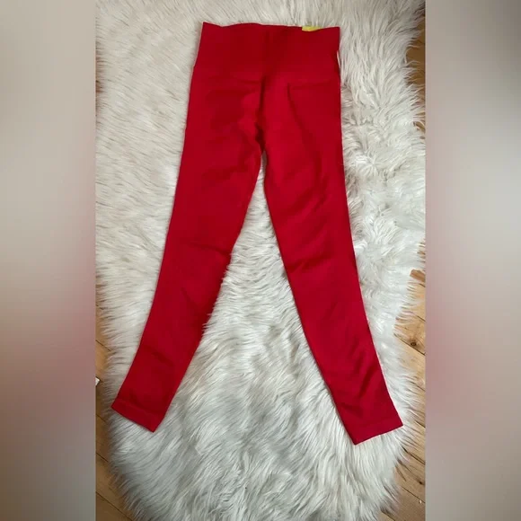 🛑🛑🛑❣️ BUNDLE ❣️ leggings & gym bra (made small) - Picture 7 of 10